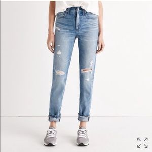 Perfect Vintage Jean in Chet Wash - Distressed